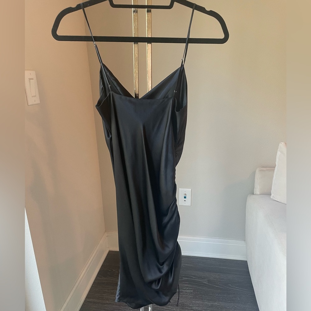 NWOT Cinq a Sept Astrid Dress in black. Size 00. - Picture 7 of 11